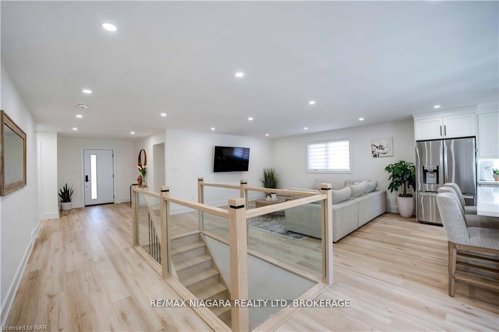 Photo 17 of 42 Berkwood Place, Pelham, Fonthill — HOMEH
