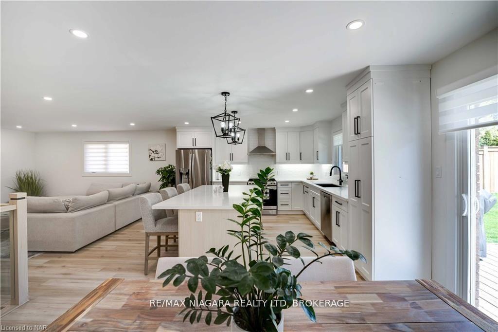 Photo 18 of 42 Berkwood Place, Pelham, Fonthill — HOMEH