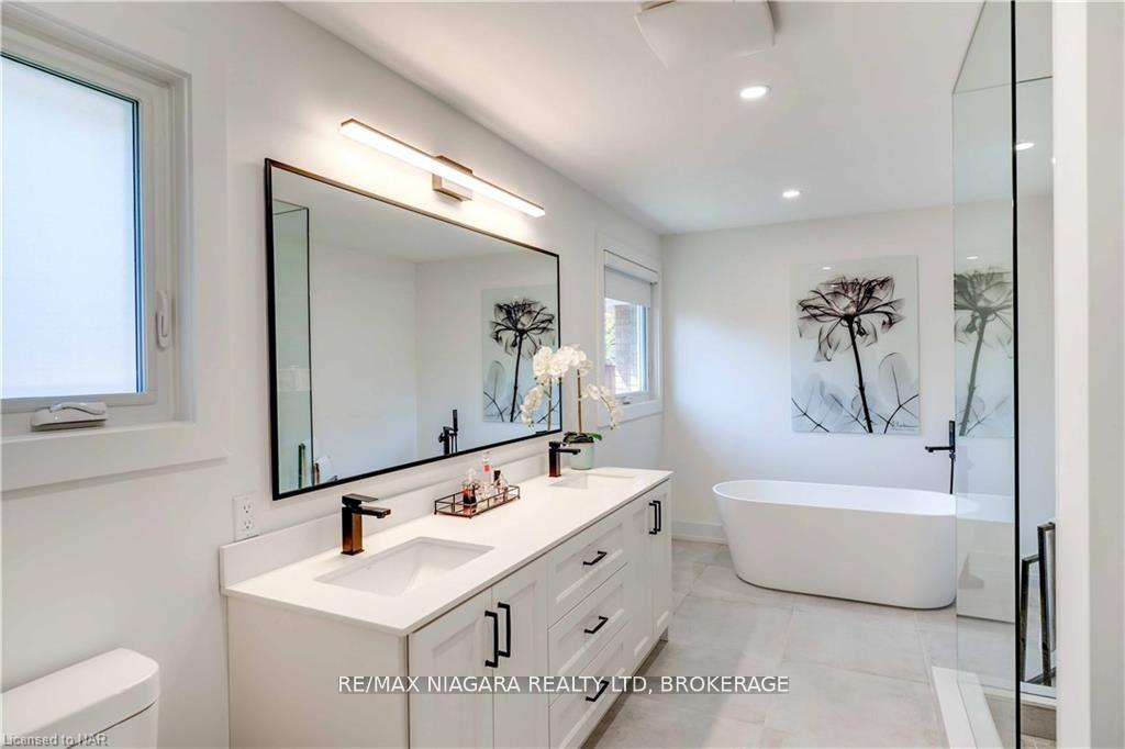 Photo 23 of 42 Berkwood Place, Pelham, Fonthill — HOMEH