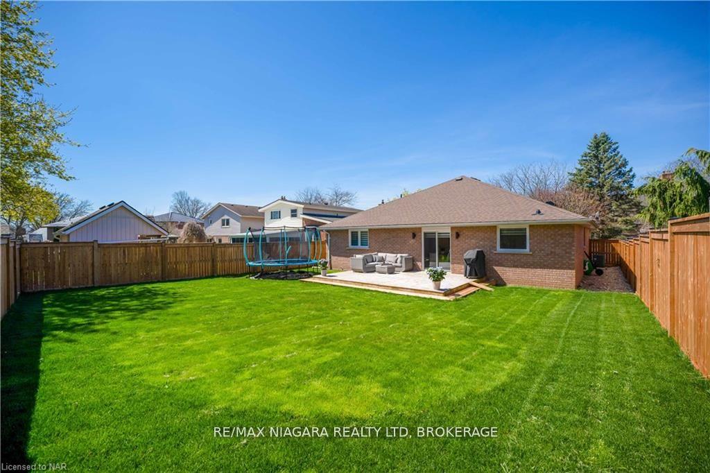 Photo 43 of 42 Berkwood Place, Pelham, Fonthill — HOMEH