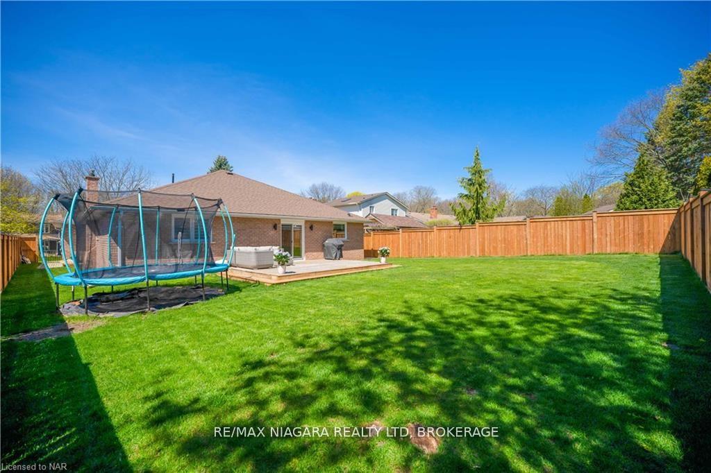 Photo 44 of 42 Berkwood Place, Pelham, Fonthill — HOMEH