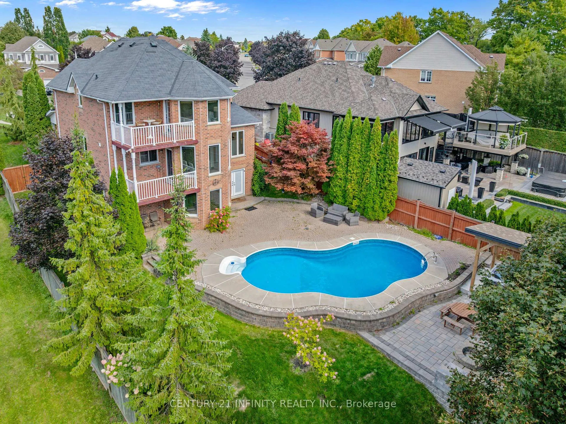 Front of 973 Mountview Court
