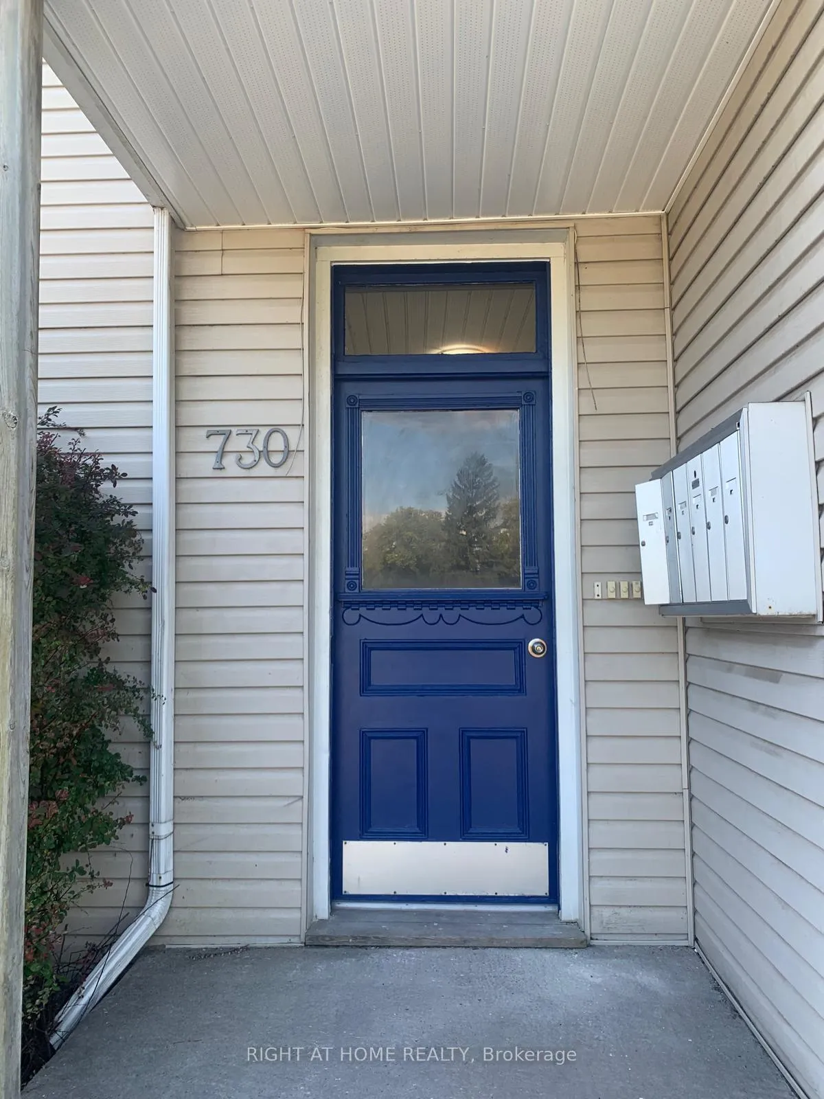 Photo 1 of Unit 3, 730 Simcoe Street S, Oshawa, Lakeview — HOMEH