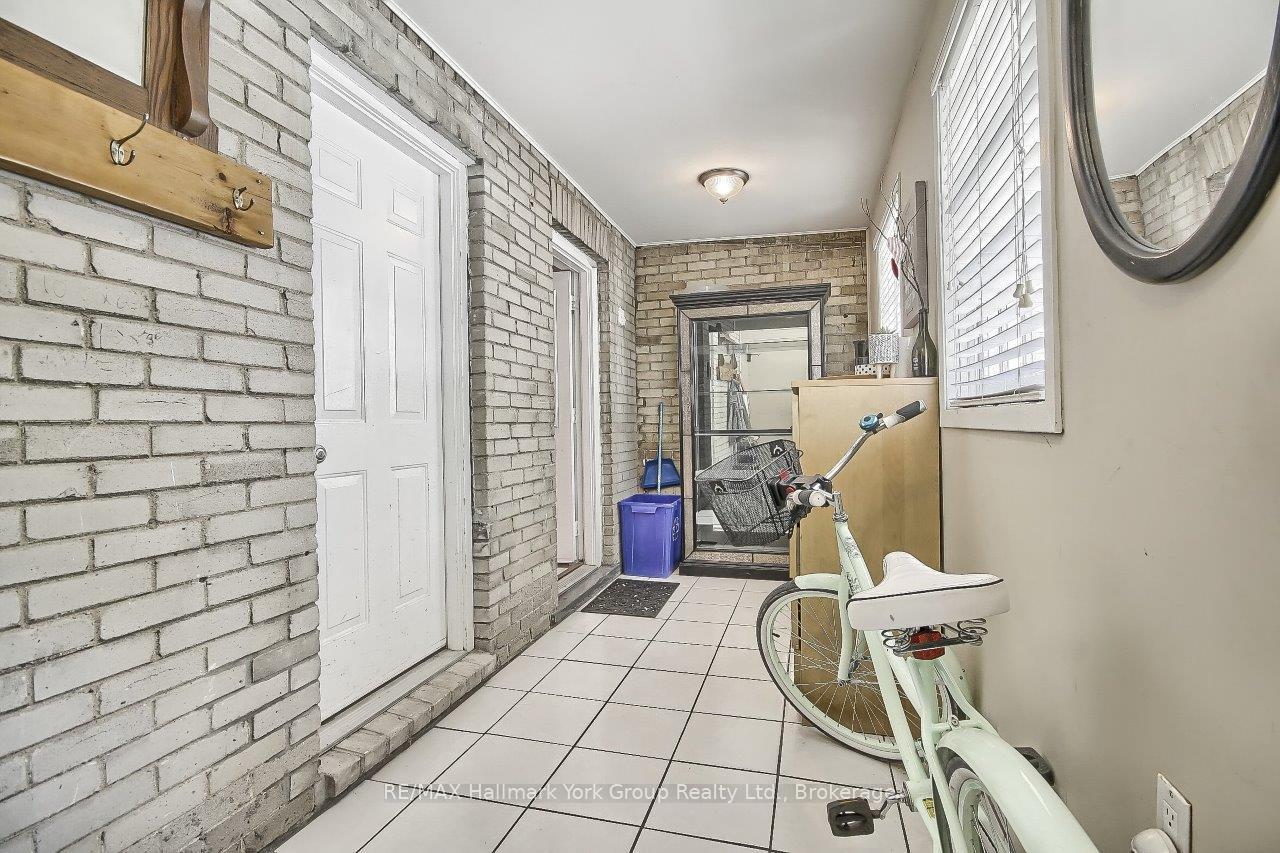Photo 9 of 394 Eagle Street, Newmarket, Central Newmarket — HOMEH
