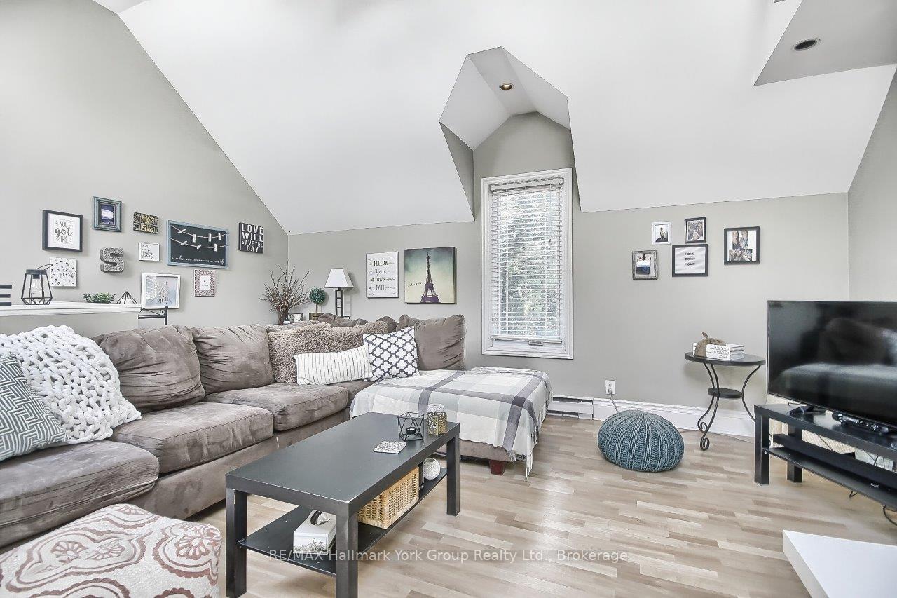 Photo 17 of 394 Eagle Street, Newmarket, Central Newmarket — HOMEH
