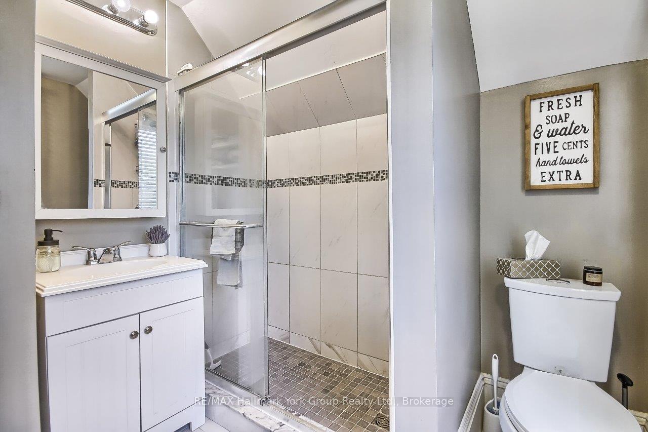 Photo 32 of 394 Eagle Street, Newmarket, Central Newmarket — HOMEH