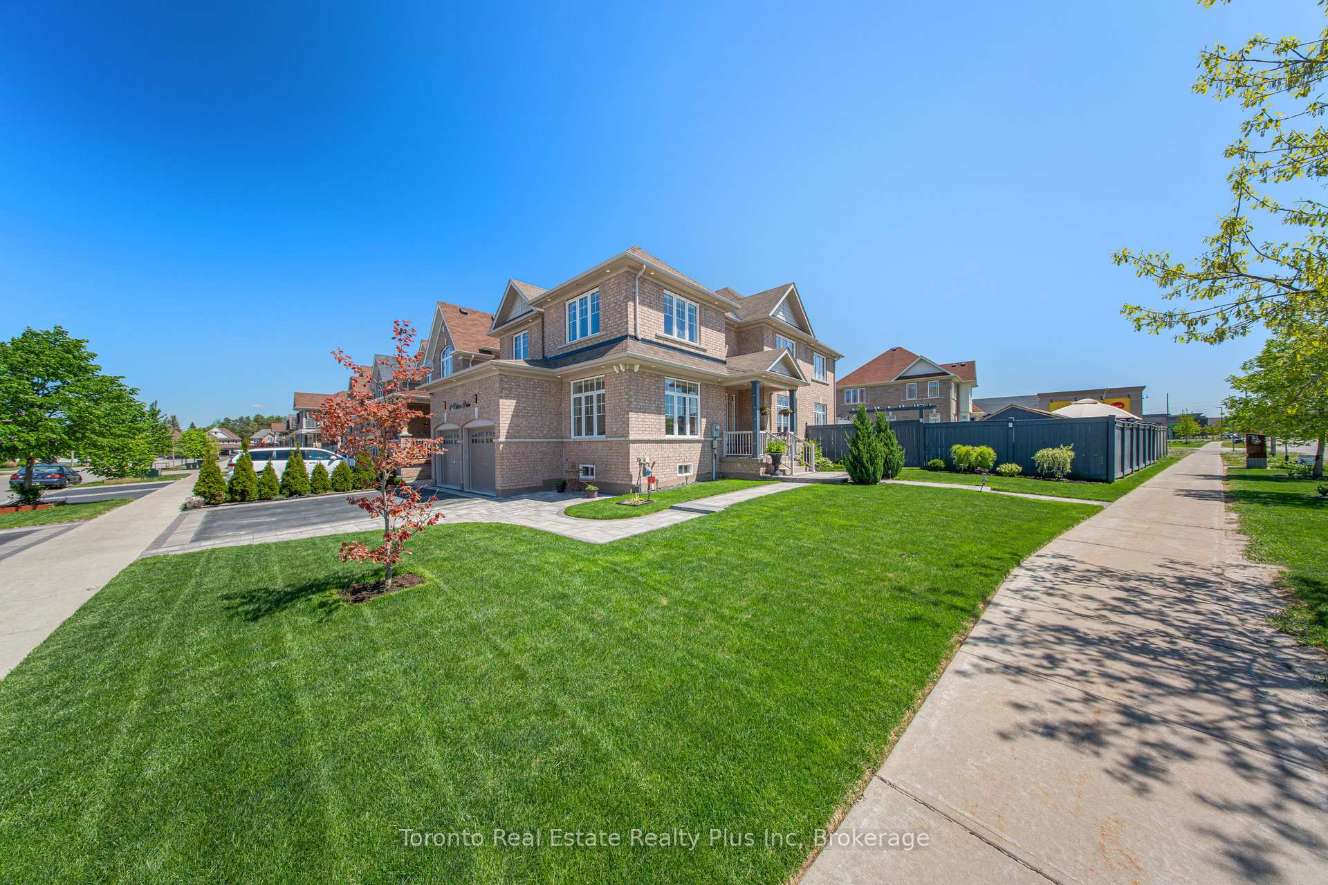 Photo 4 of 1 Watson Drive, New Tecumseth, Tottenham — HOMEH