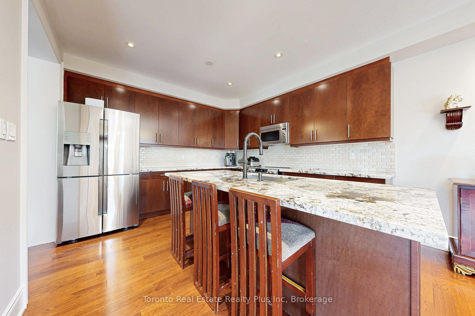 Photo 19 of 1 Watson Drive, New Tecumseth, Tottenham — HOMEH