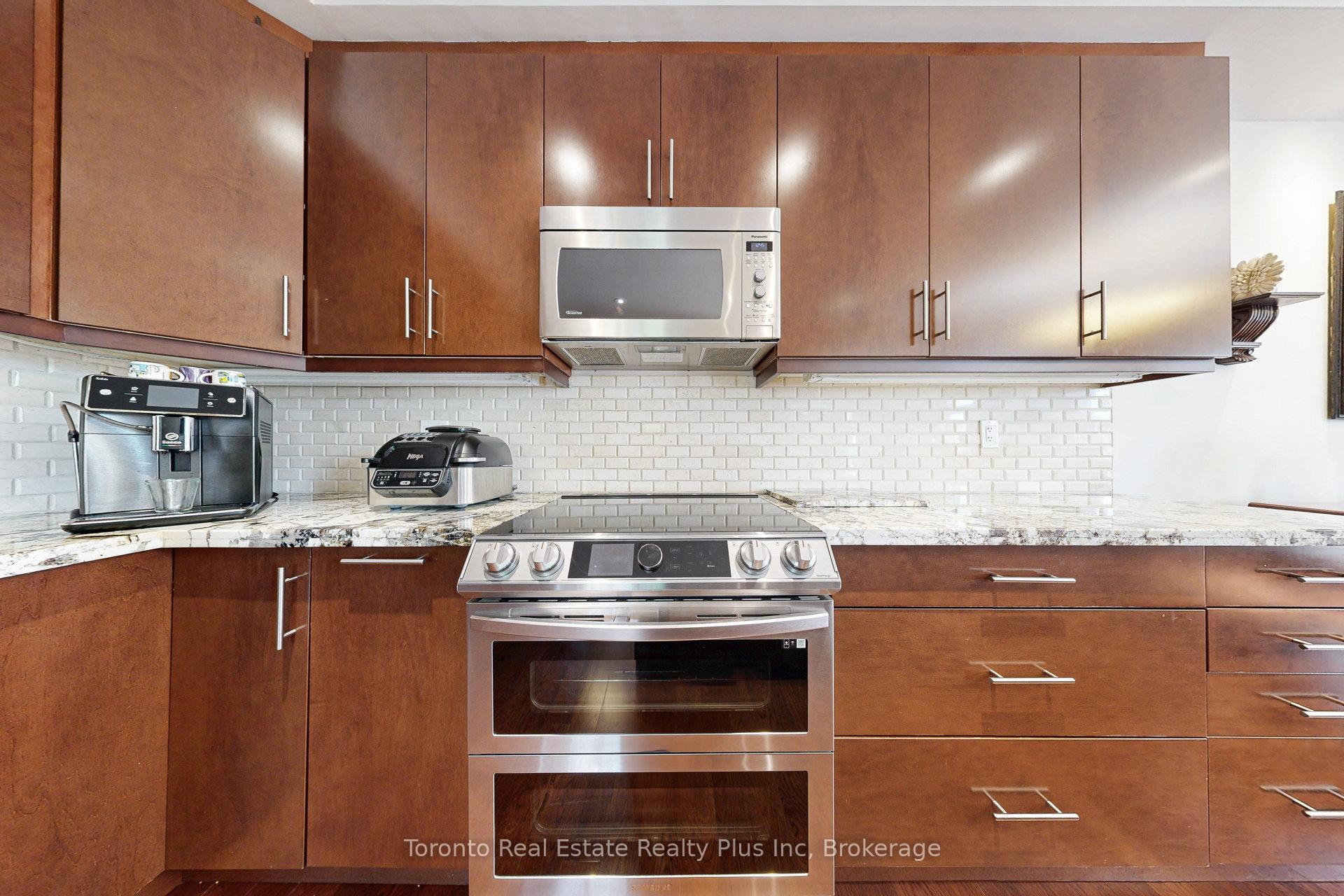 Photo 21 of 1 Watson Drive, New Tecumseth, Tottenham — HOMEH