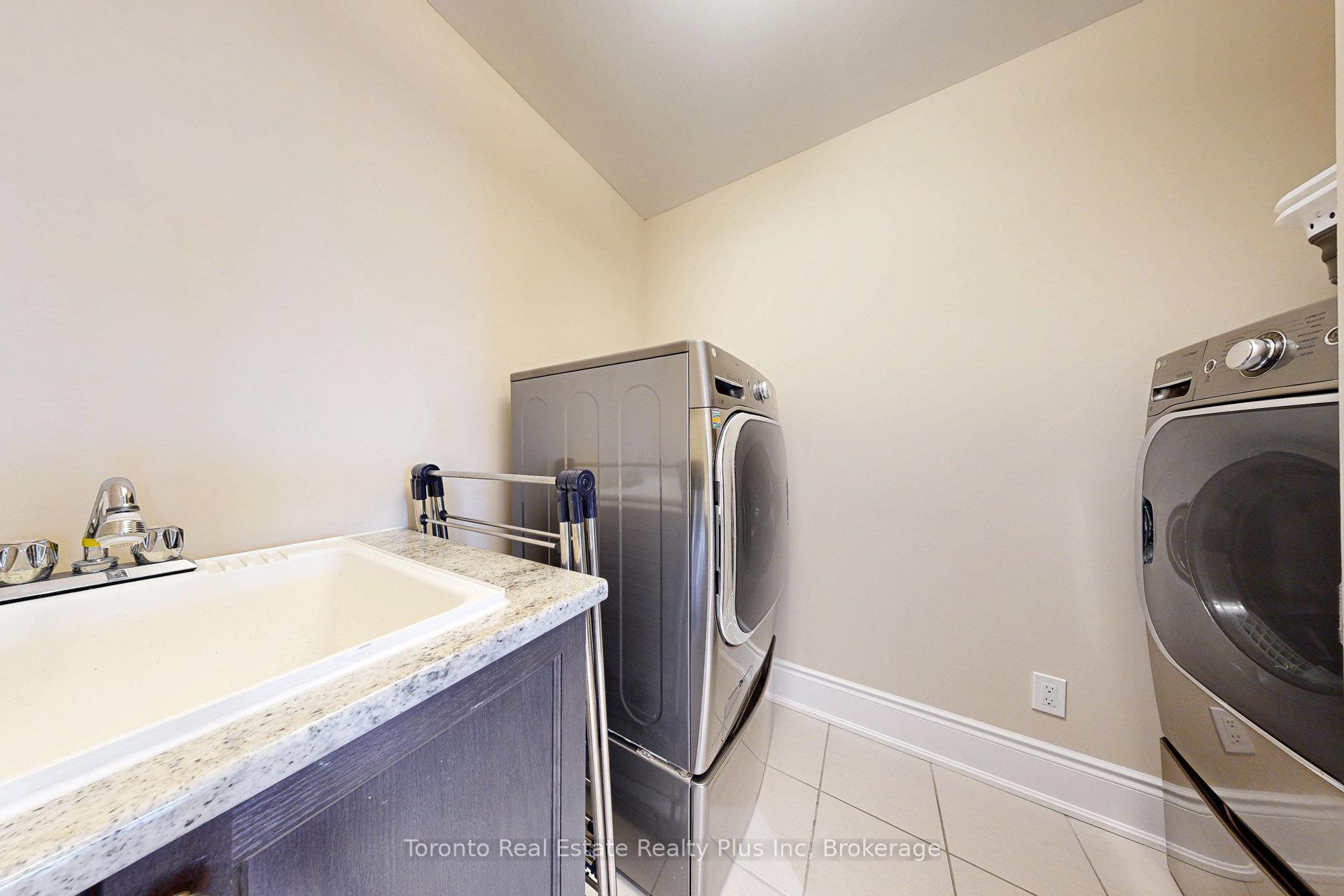 Photo 40 of 1 Watson Drive, New Tecumseth, Tottenham — HOMEH