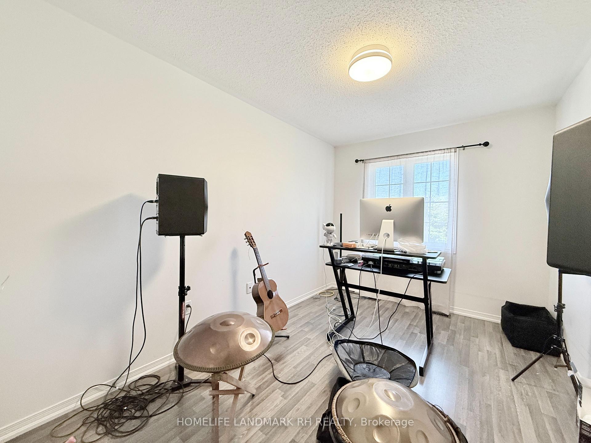 Photo 13 of 1155 Stuffles Crescent, Newmarket, Stonehaven-Wyndham — HOMEH