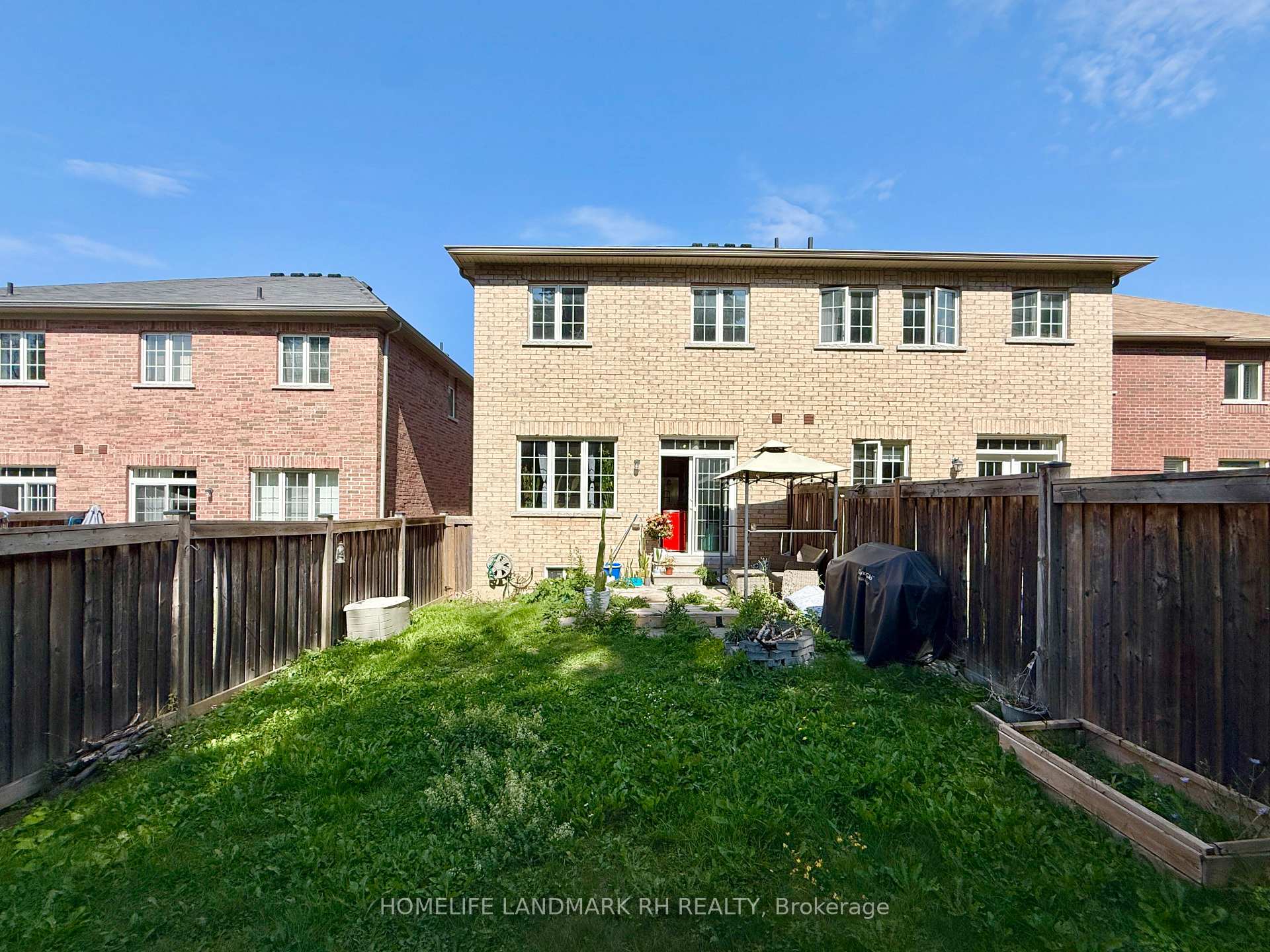Photo 14 of 1155 Stuffles Crescent, Newmarket, Stonehaven-Wyndham — HOMEH