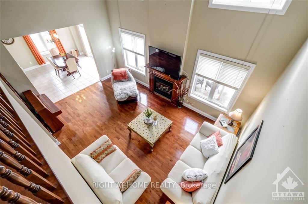 Photo 7 of 717 Lakebreeze Circle, Ottawa, Avalon East — HOMEH