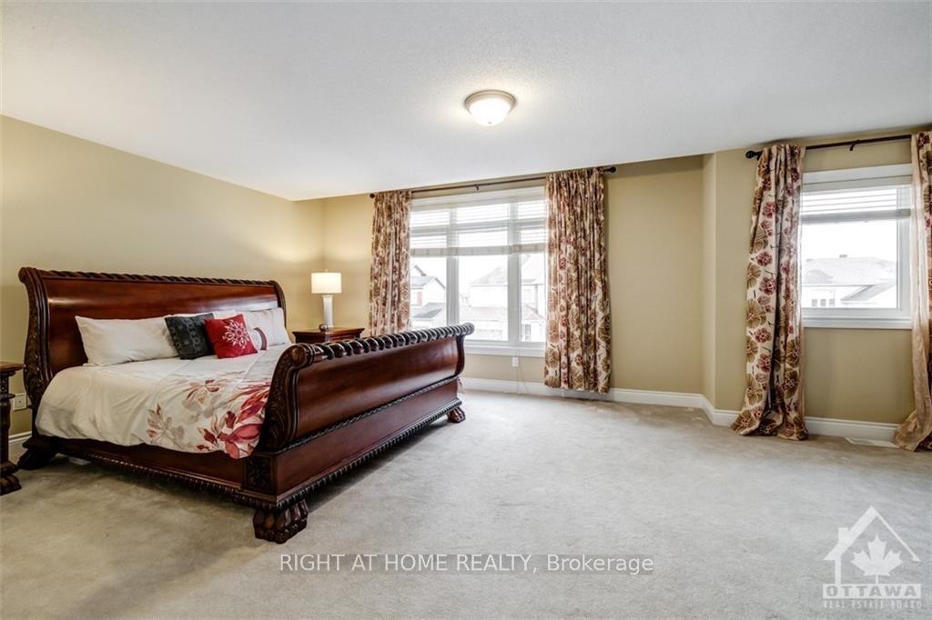 Photo 8 of 717 Lakebreeze Circle, Ottawa, Avalon East — HOMEH