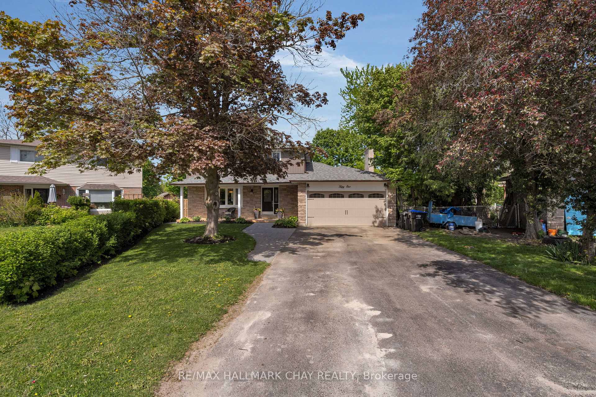 Photo 2 of 51 Adeline Avenue, New Tecumseth, Tottenham — HOMEH