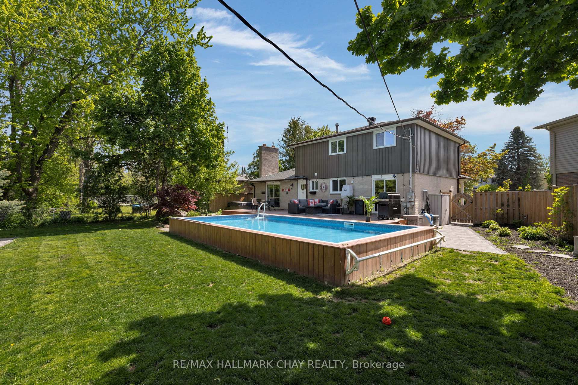 Photo 5 of 51 Adeline Avenue, New Tecumseth, Tottenham — HOMEH