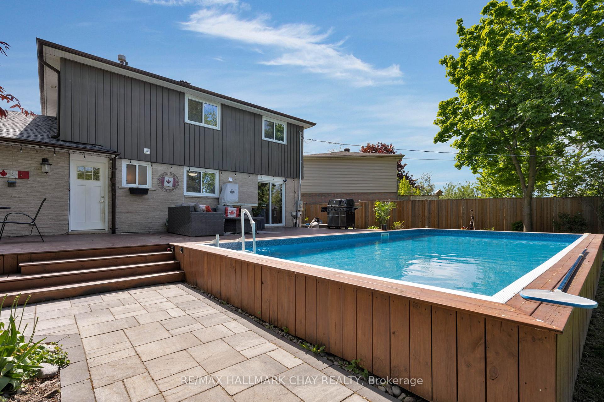 Photo 9 of 51 Adeline Avenue, New Tecumseth, Tottenham — HOMEH