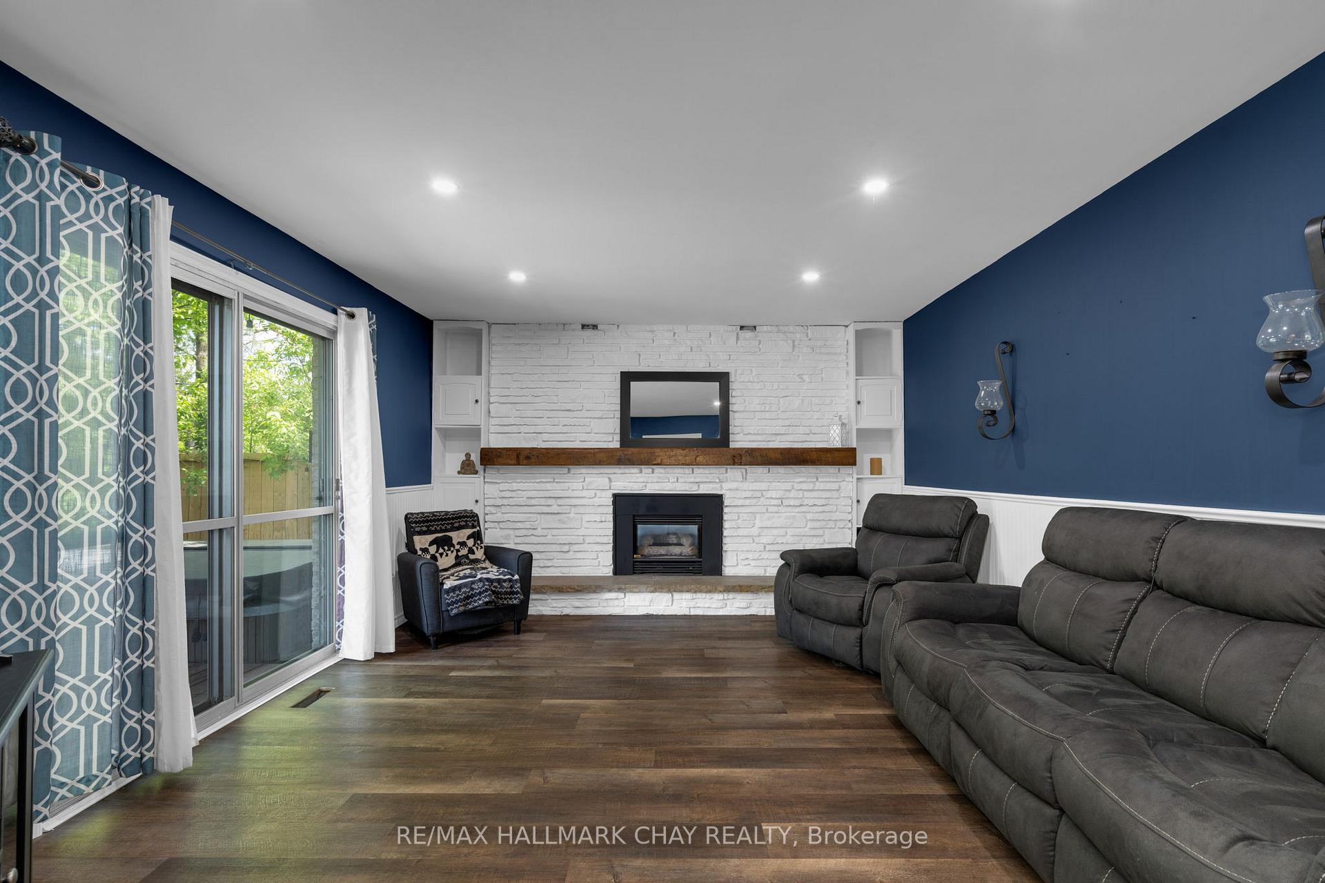 Photo 25 of 51 Adeline Avenue, New Tecumseth, Tottenham — HOMEH
