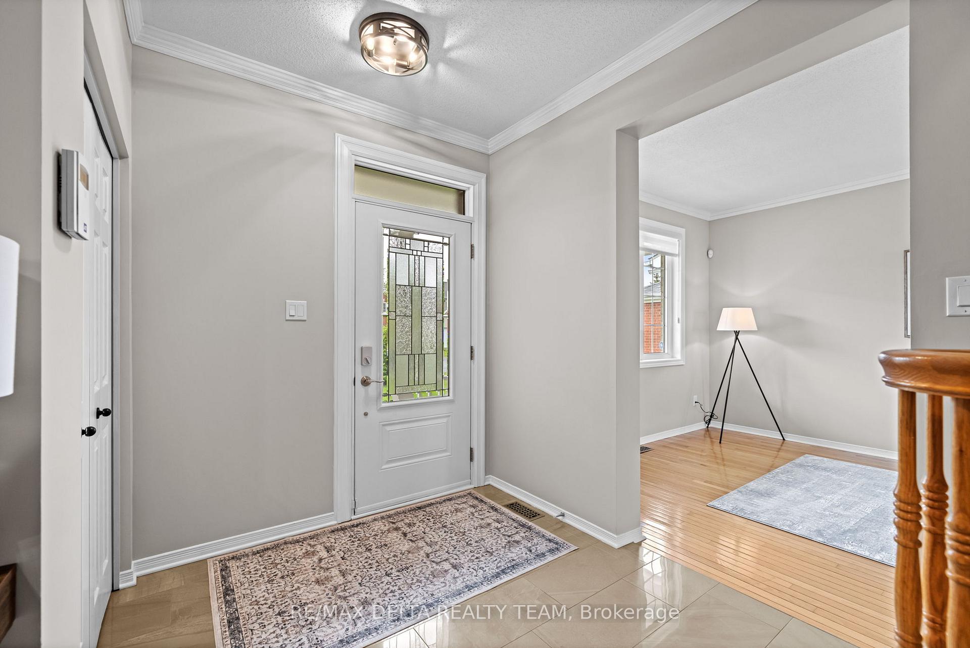Photo 6 of 1591 Winterport Way, Ottawa, Fallingbrook/Pineridge — HOMEH