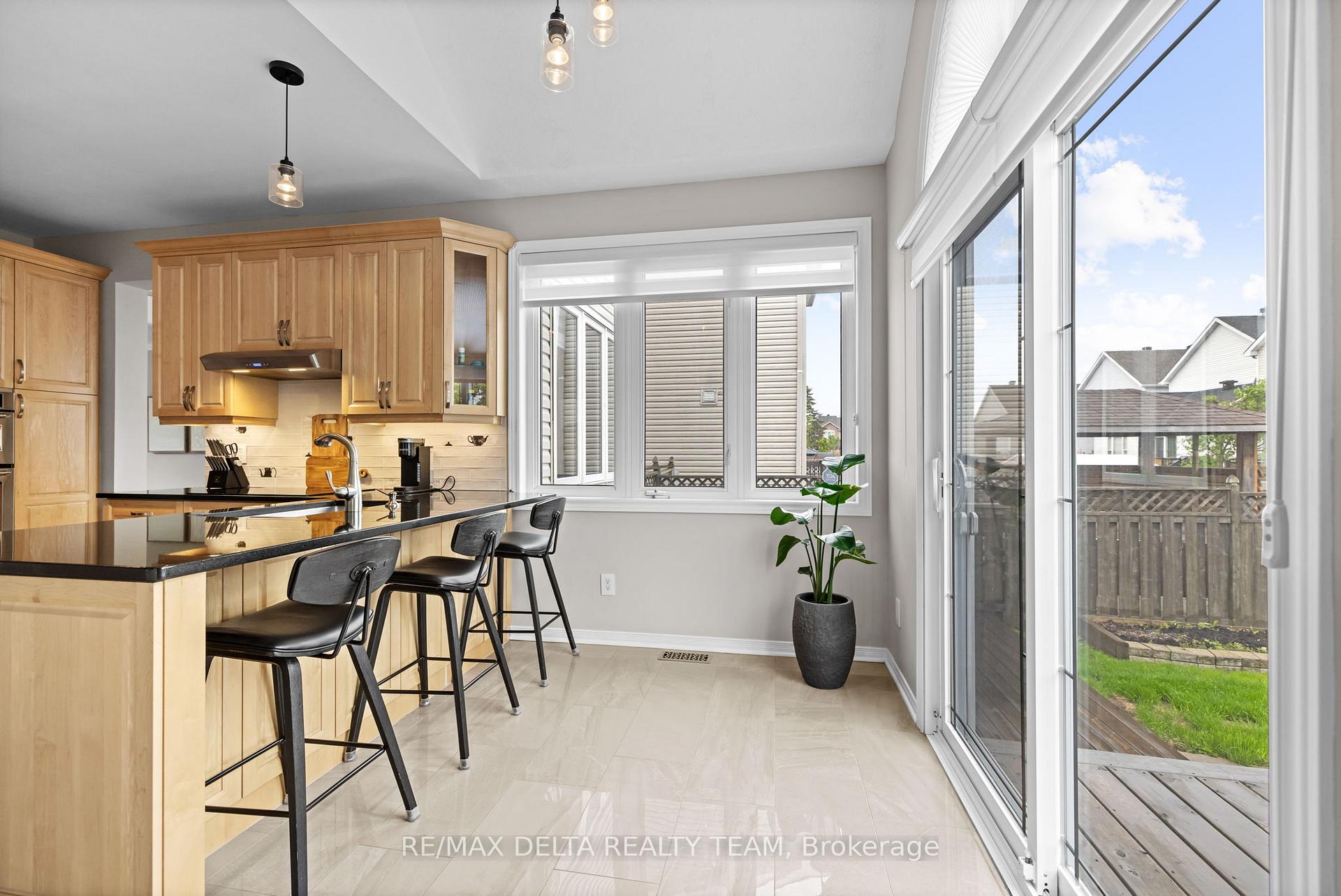 Photo 16 of 1591 Winterport Way, Ottawa, Fallingbrook/Pineridge — HOMEH