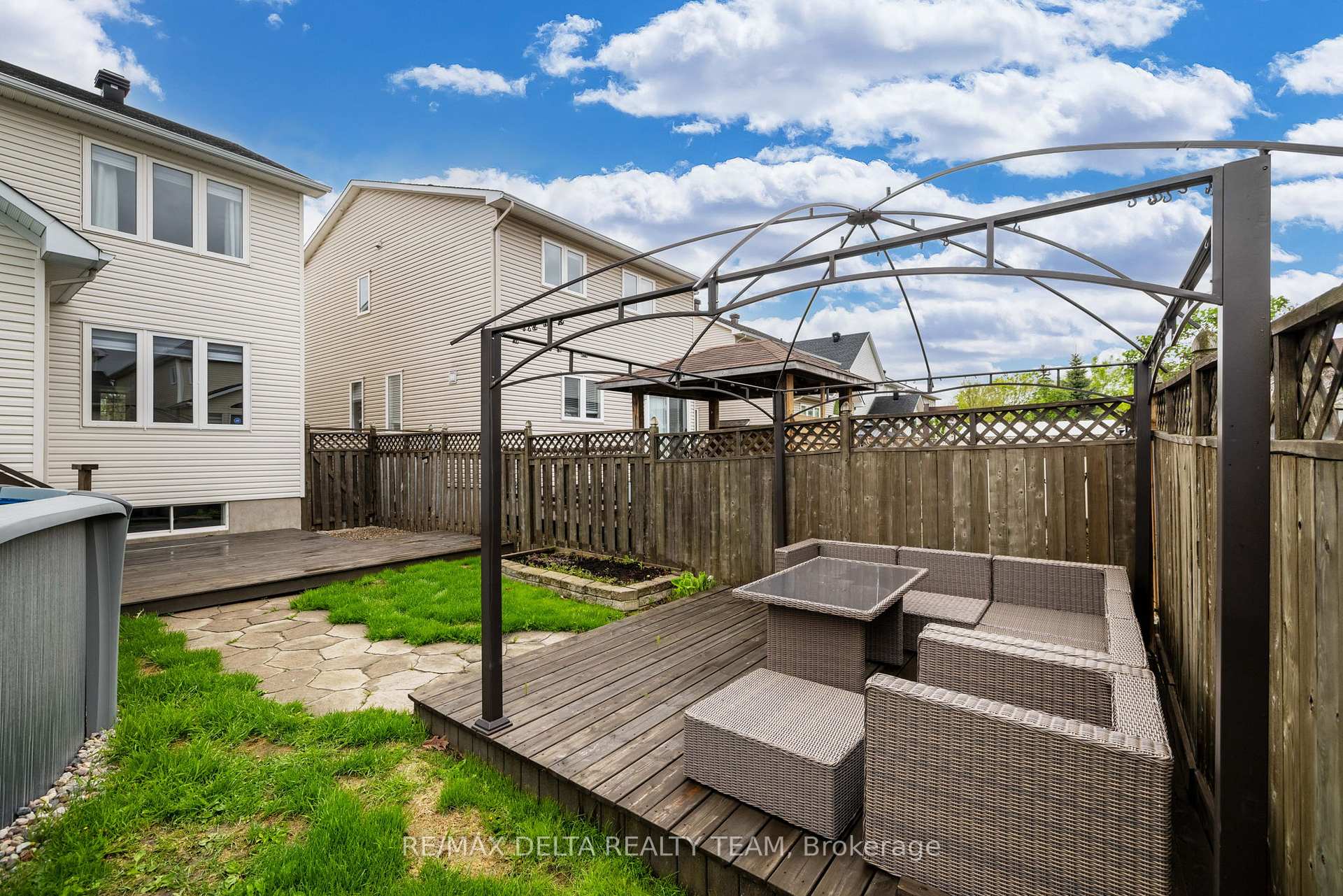 Photo 86 of 1591 Winterport Way, Ottawa, Fallingbrook/Pineridge — HOMEH