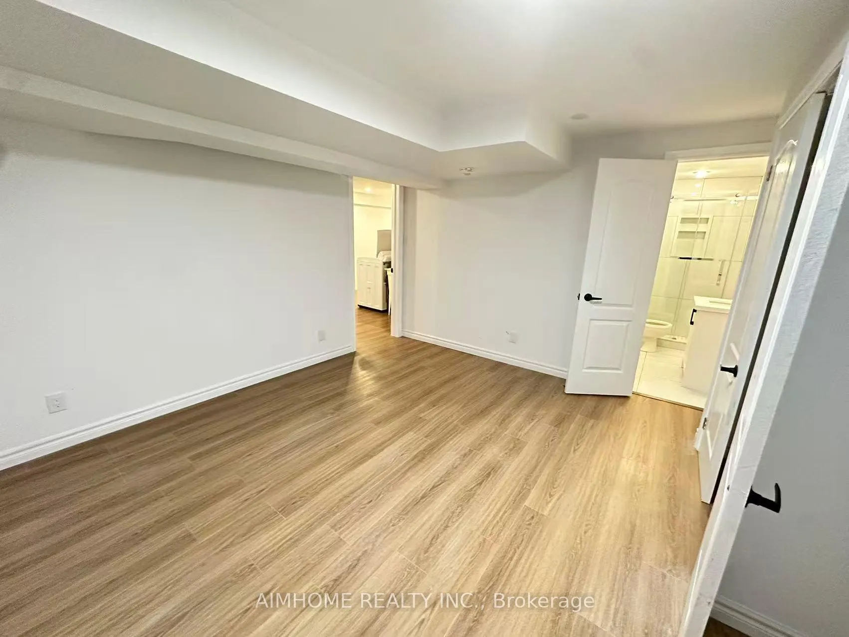 Photo 7 of 12 Goldsmith Crescent, Newmarket, Armitage — HOMEH