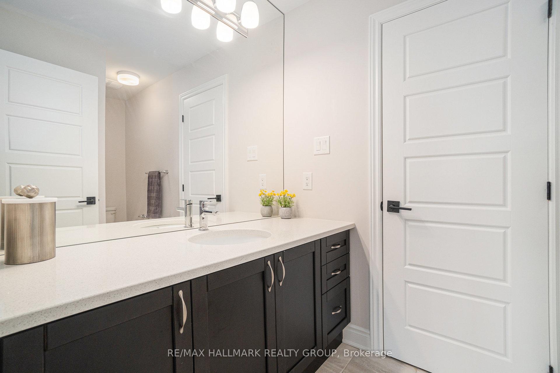 Photo 20 of 37 Mudminnow Crescent, Ottawa, Avalon West — HOMEH