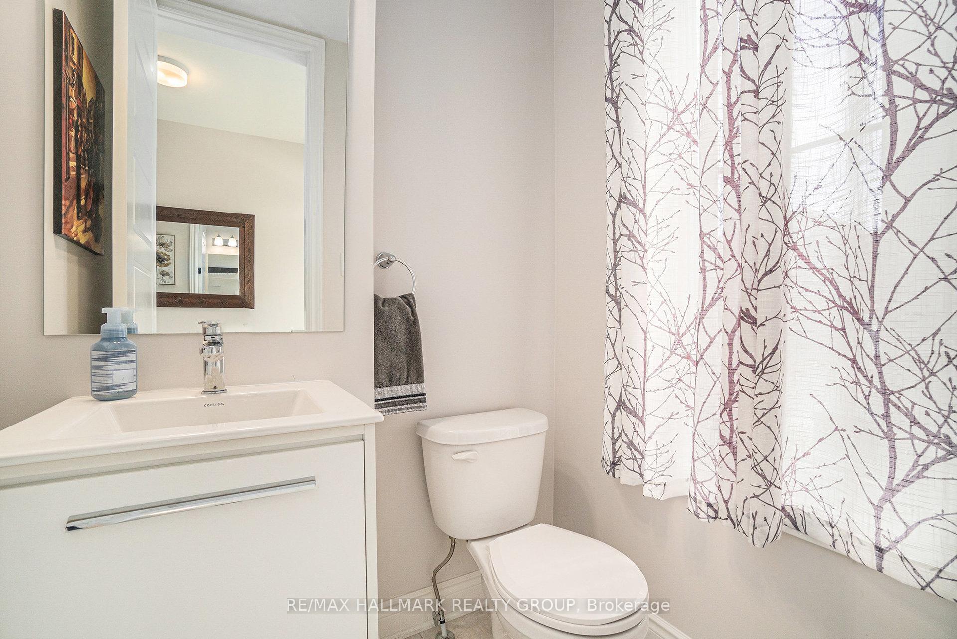 Photo 32 of 37 Mudminnow Crescent, Ottawa, Avalon West — HOMEH