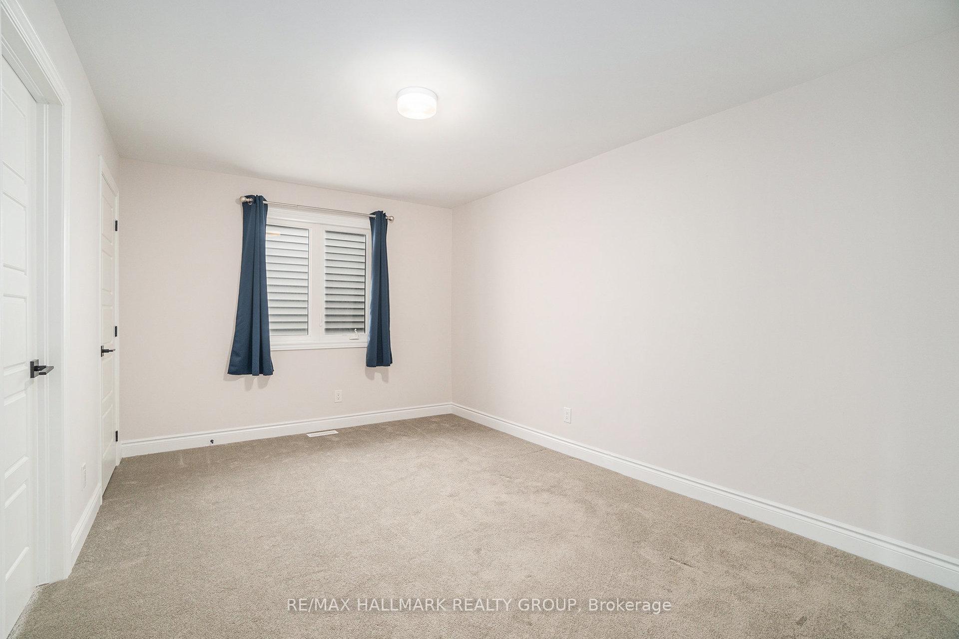 Photo 40 of 37 Mudminnow Crescent, Ottawa, Avalon West — HOMEH