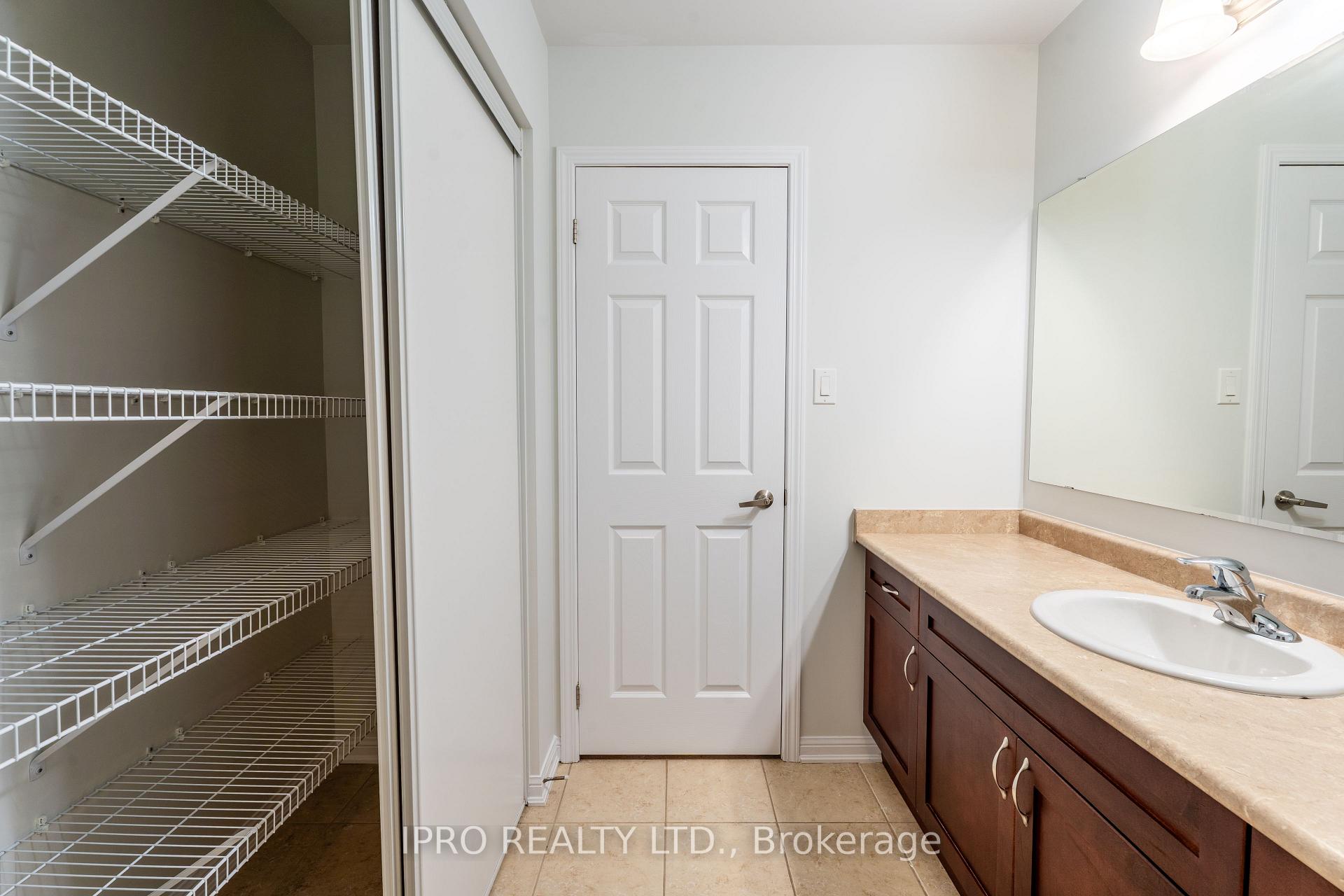 Photo 44 of 405 Leiterman Drive, Milton, Willmott — HOMEH