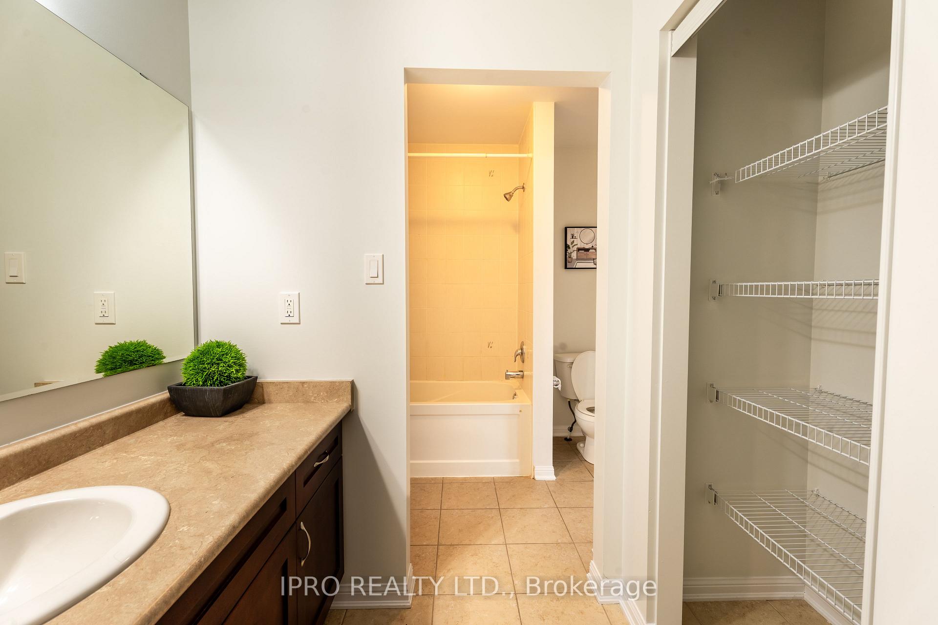 Photo 29 of 405 Leiterman Drive, Milton, Willmott — HOMEH