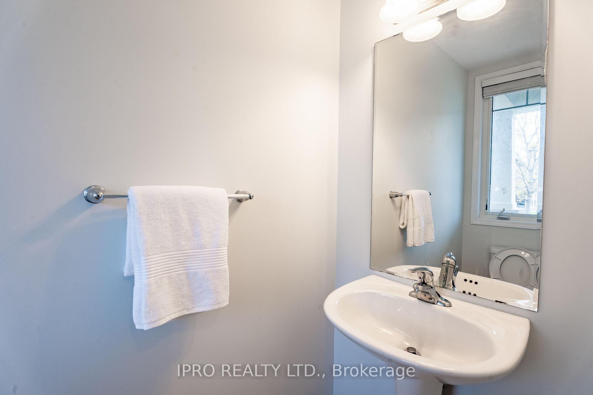 Photo 43 of 405 Leiterman Drive, Milton, Willmott — HOMEH