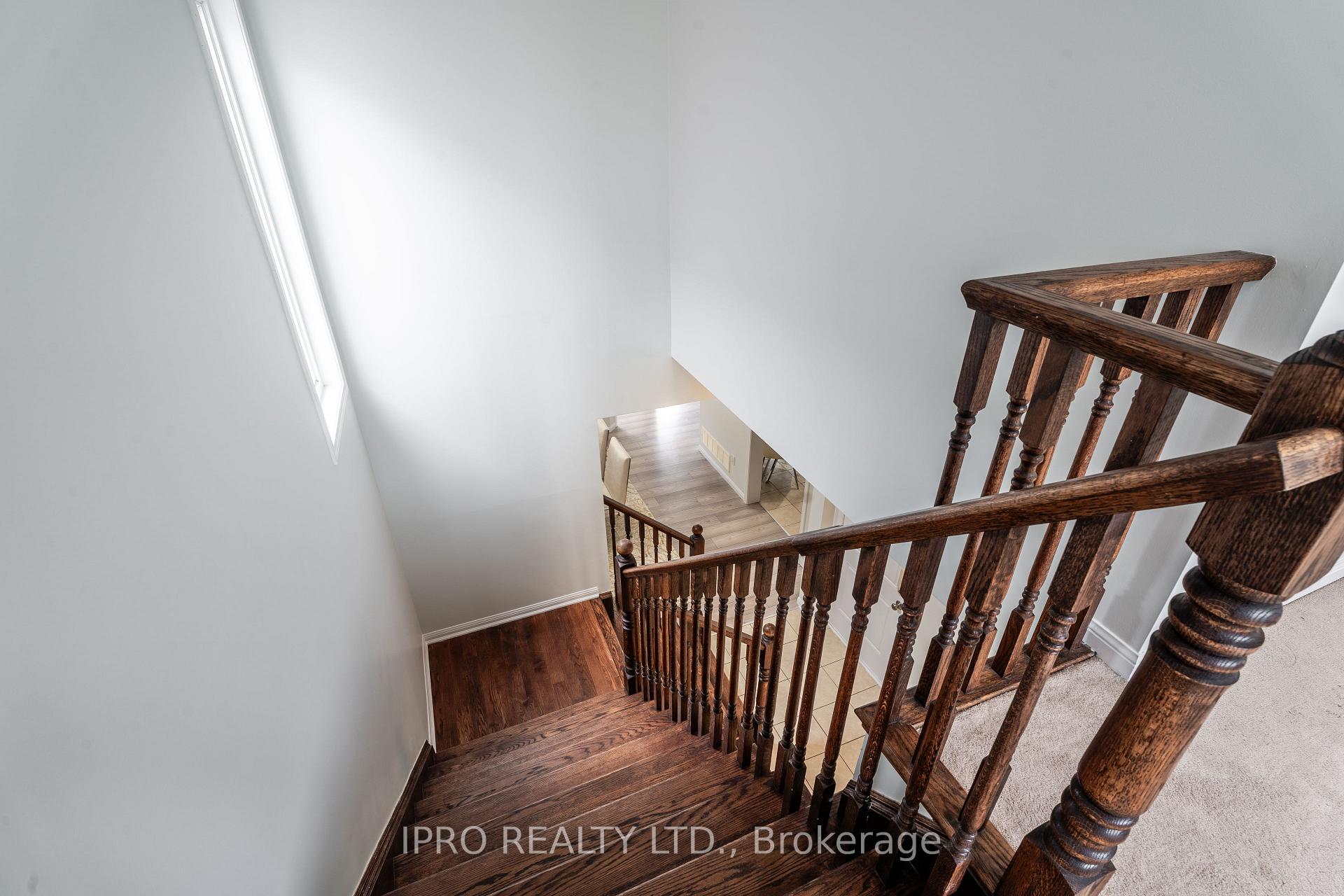 Photo 21 of 405 Leiterman Drive, Milton, Willmott — HOMEH
