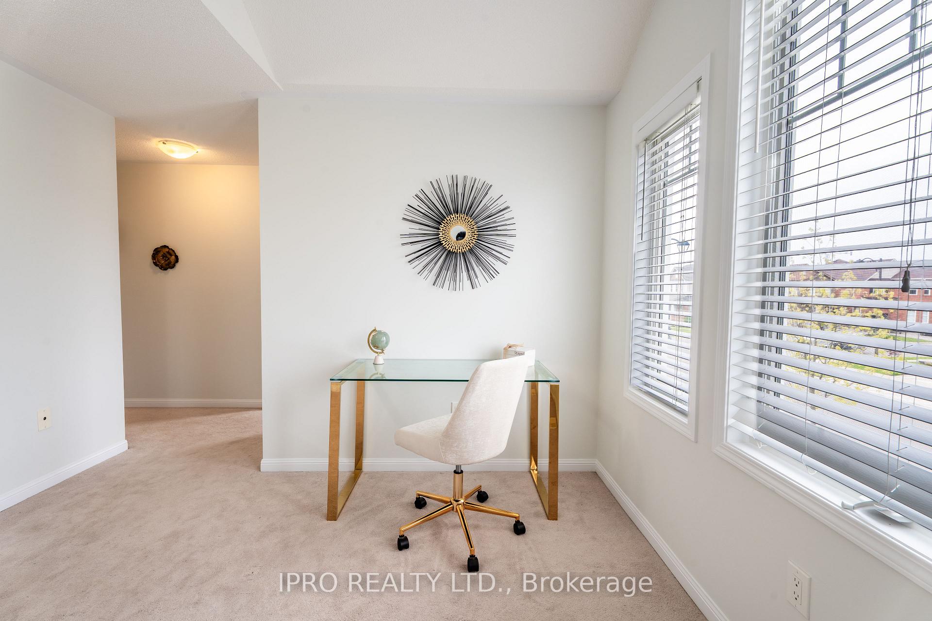 Photo 31 of 405 Leiterman Drive, Milton, Willmott — HOMEH