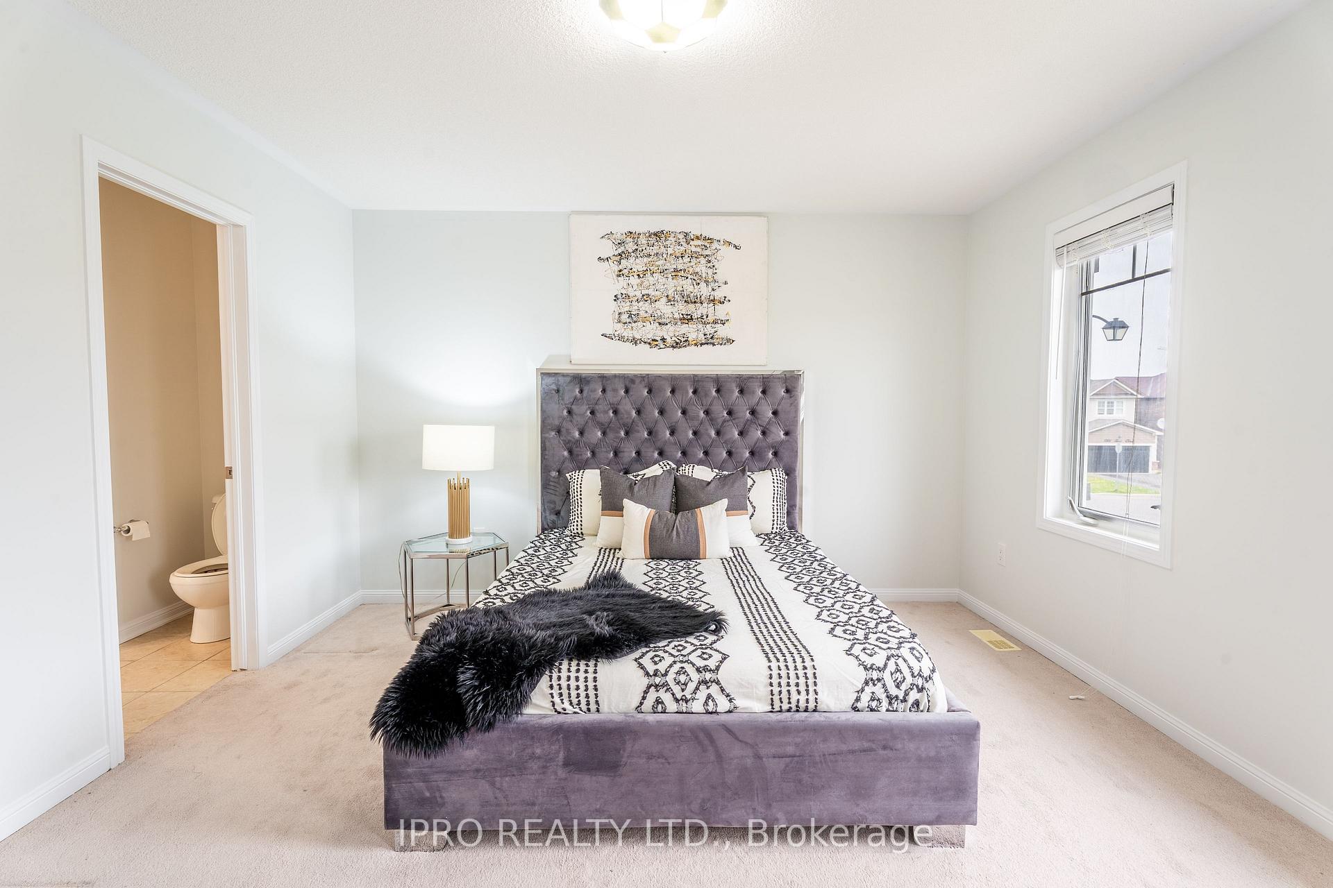 Photo 40 of 405 Leiterman Drive, Milton, Willmott — HOMEH