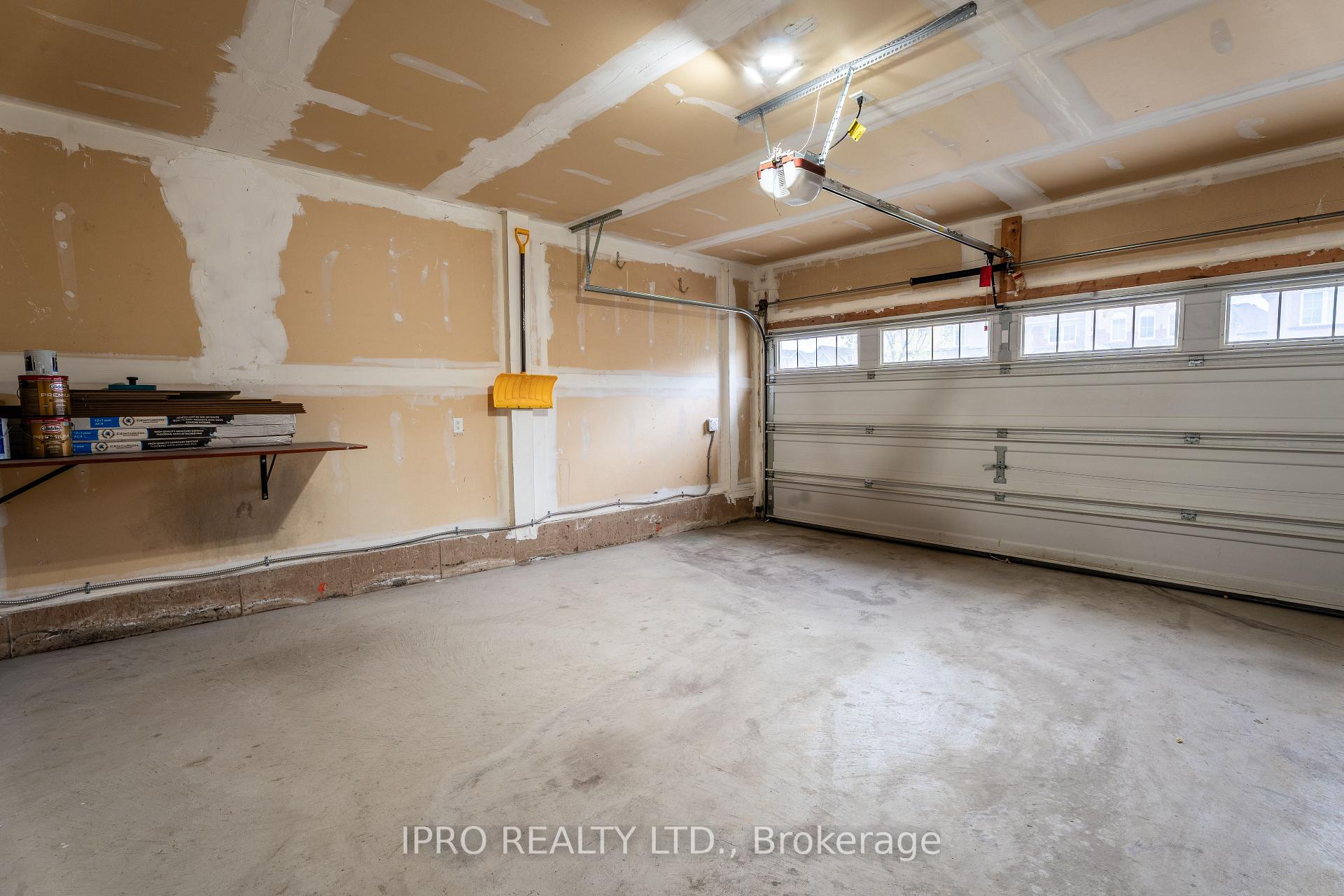 Photo 39 of 405 Leiterman Drive, Milton, Willmott — HOMEH