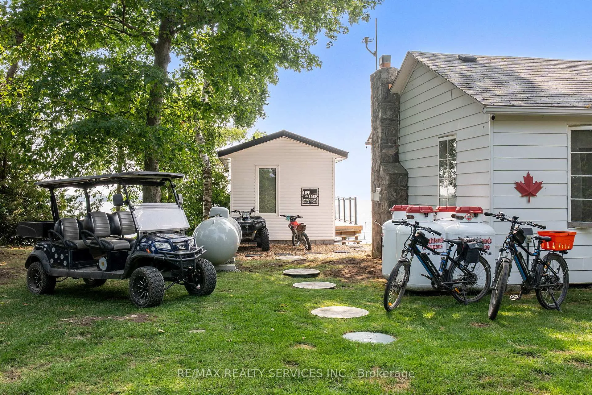 Photo 4 of 103 Ivy Lane, Orillia — HOMEH