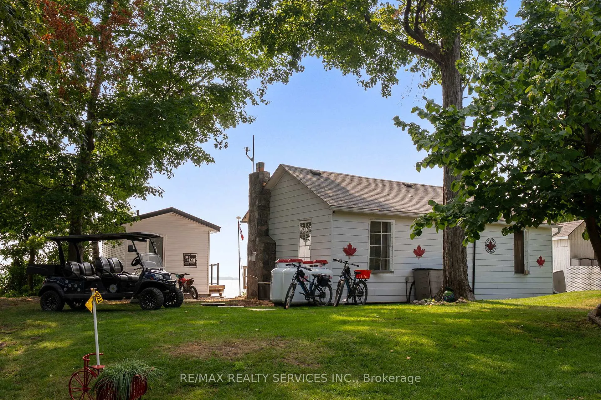 Photo 5 of 103 Ivy Lane, Orillia — HOMEH