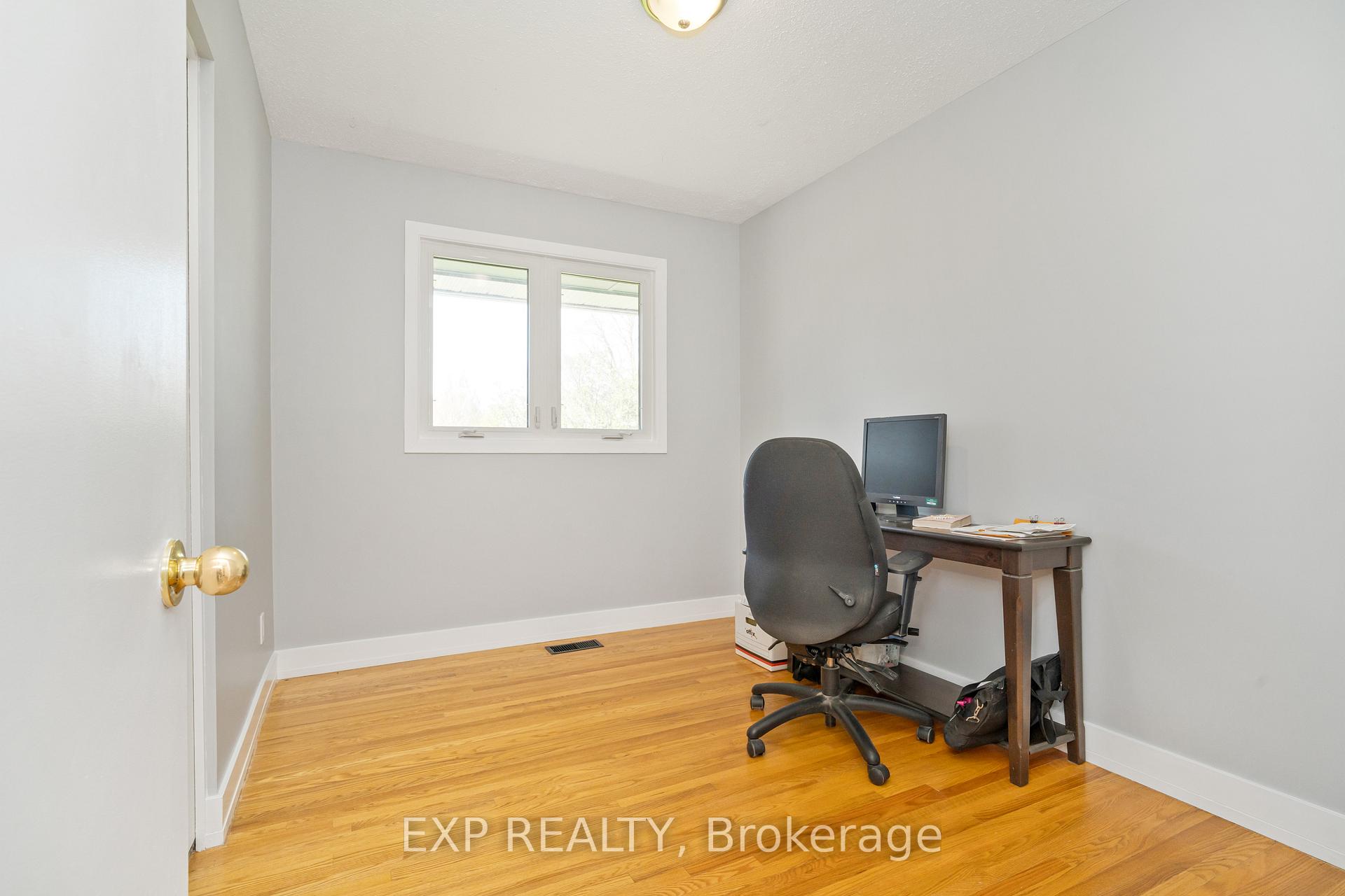 Photo 15 of 322 Galloway Drive, Ottawa, Bilberry Creek/Queenswood Heights — HOMEH
