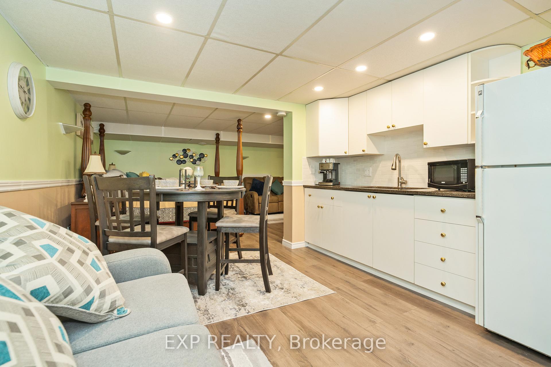 Photo 25 of 322 Galloway Drive, Ottawa, Bilberry Creek/Queenswood Heights — HOMEH