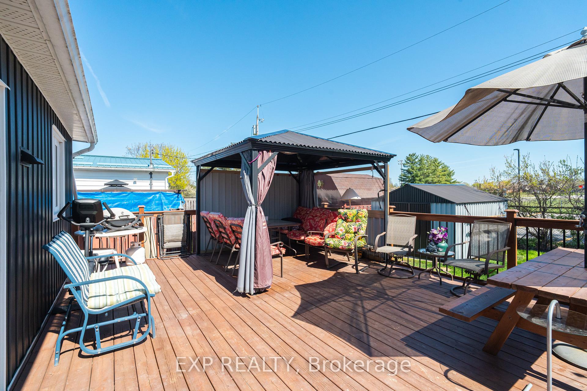 Photo 32 of 322 Galloway Drive, Ottawa, Bilberry Creek/Queenswood Heights — HOMEH