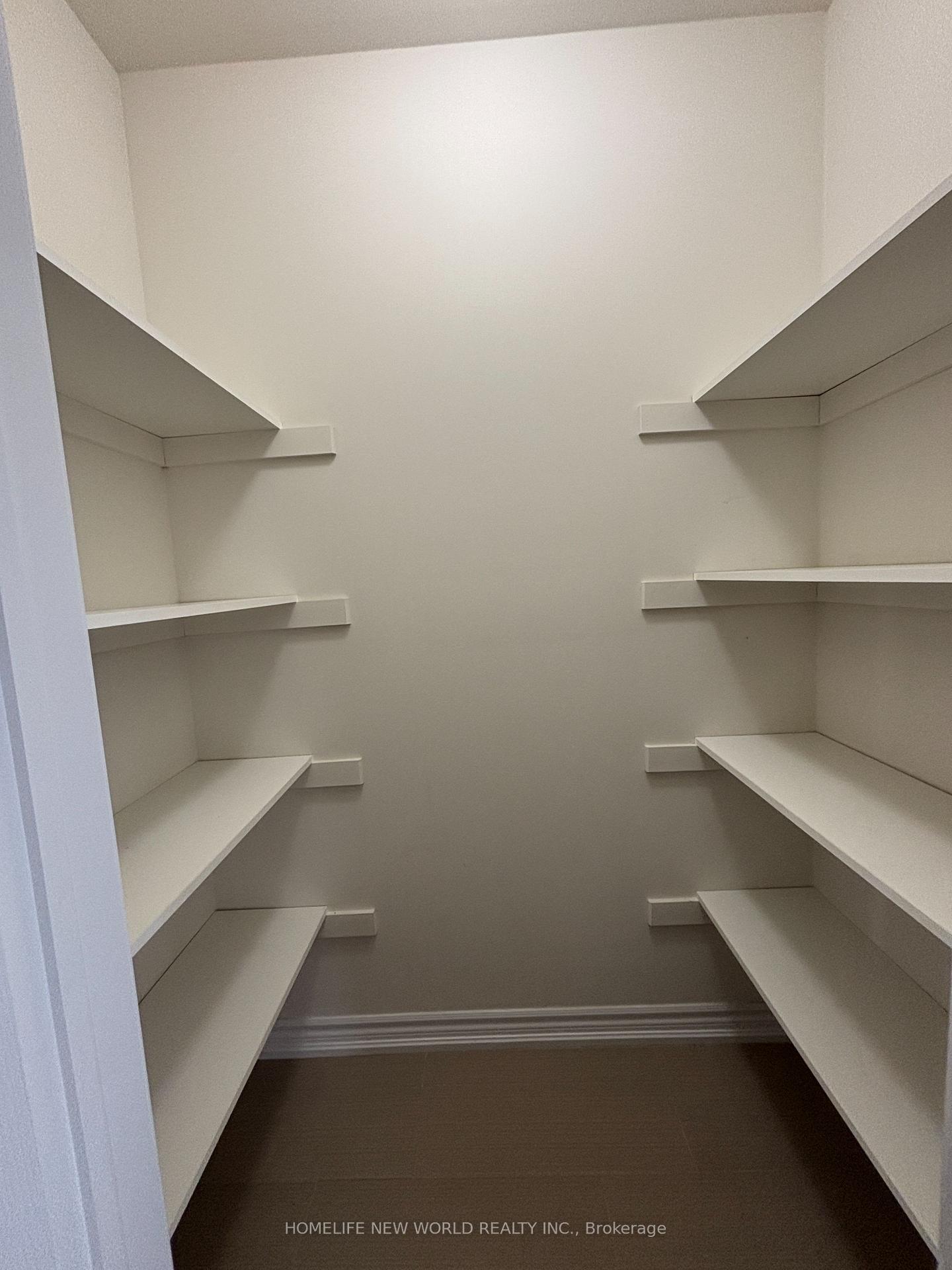 Photo 11 of 2 Cafaro Lane, Markham, Victoria Square — HOMEH