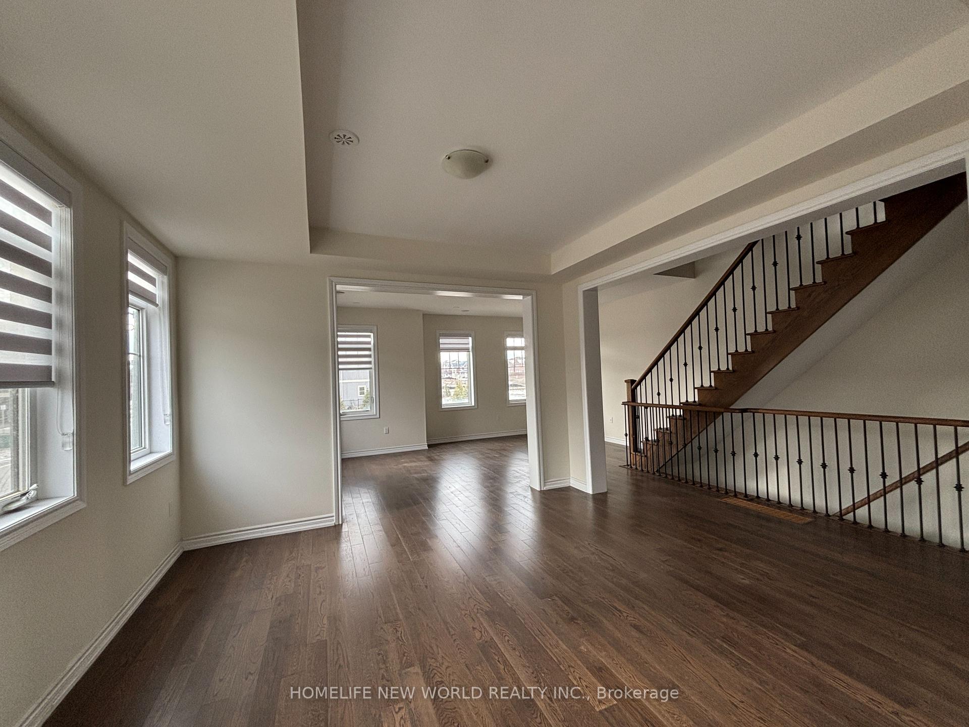 Photo 12 of 2 Cafaro Lane, Markham, Victoria Square — HOMEH