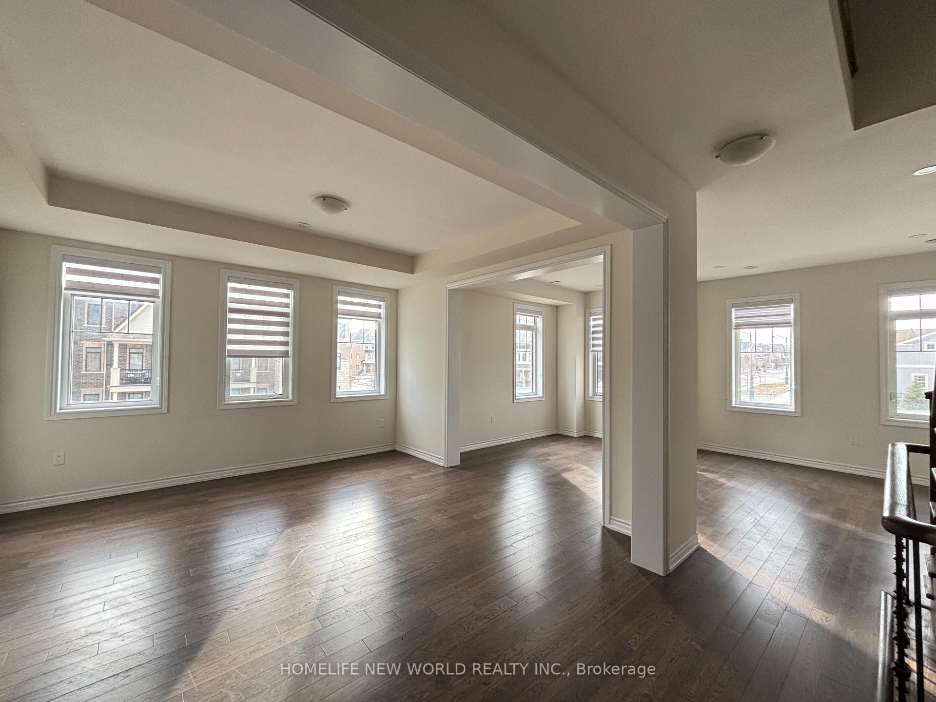 Photo 14 of 2 Cafaro Lane, Markham, Victoria Square — HOMEH