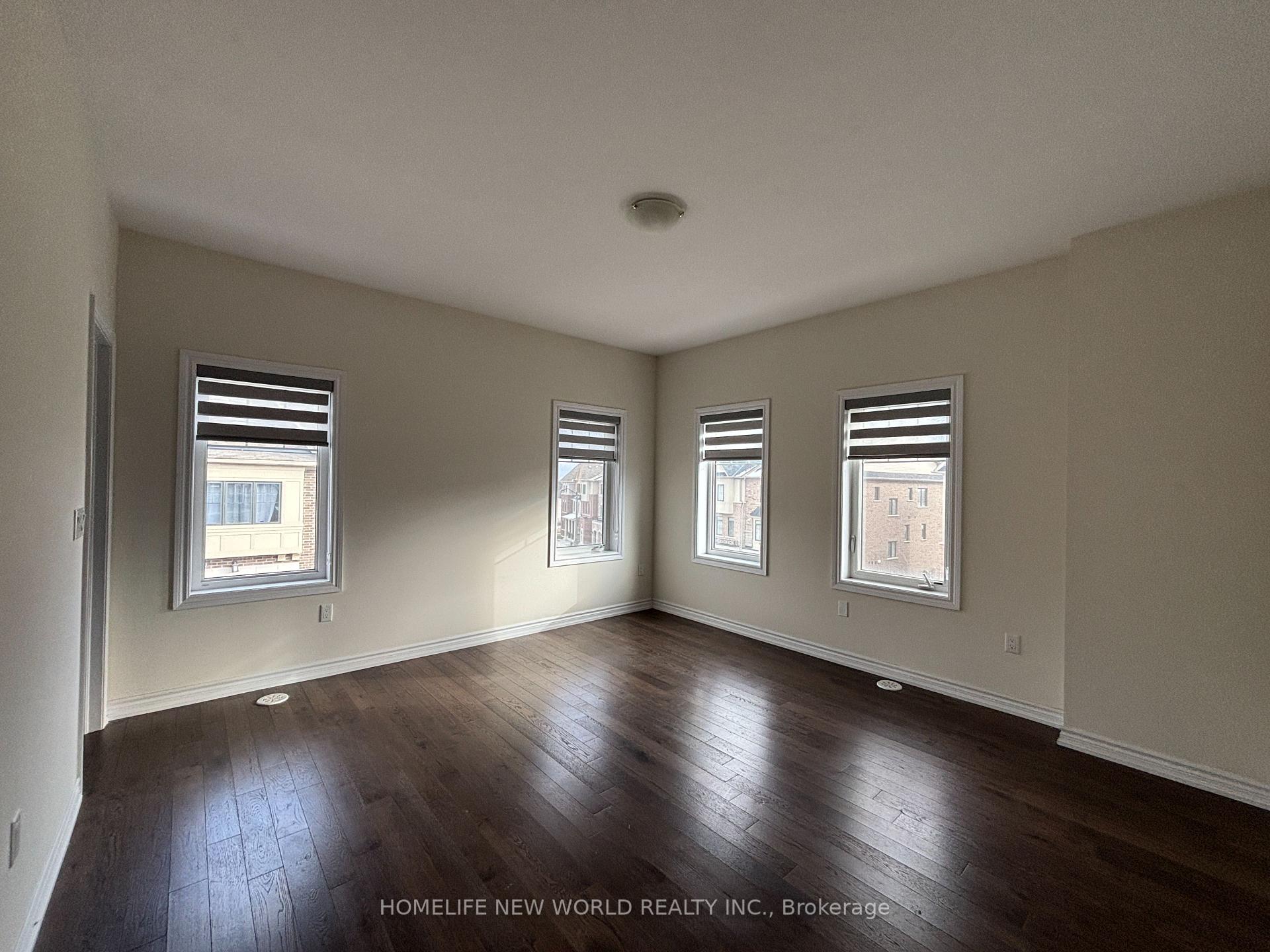 Photo 16 of 2 Cafaro Lane, Markham, Victoria Square — HOMEH