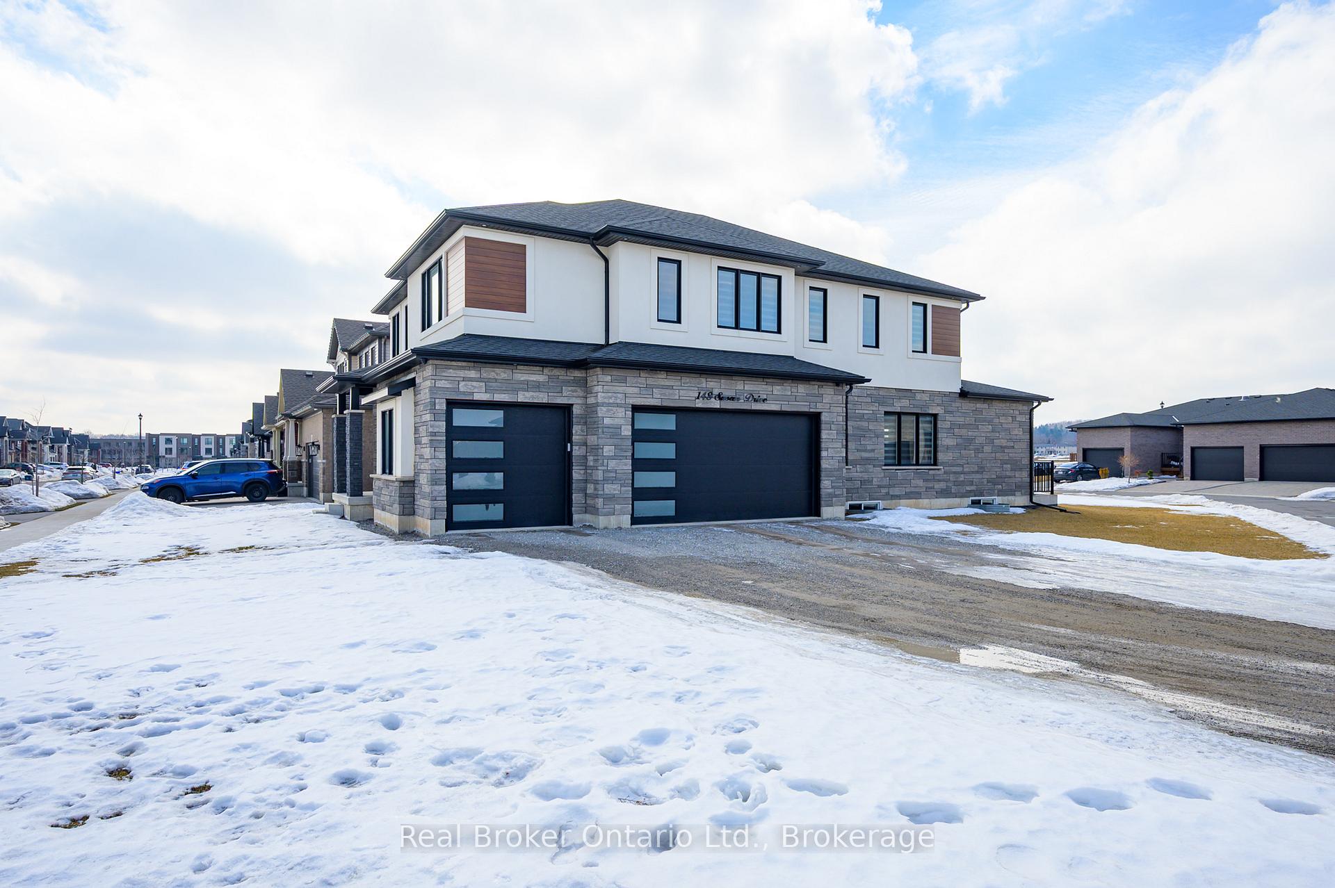 Photo 2 of 148 Susan Drive, Pelham, Fonthill — HOMEH