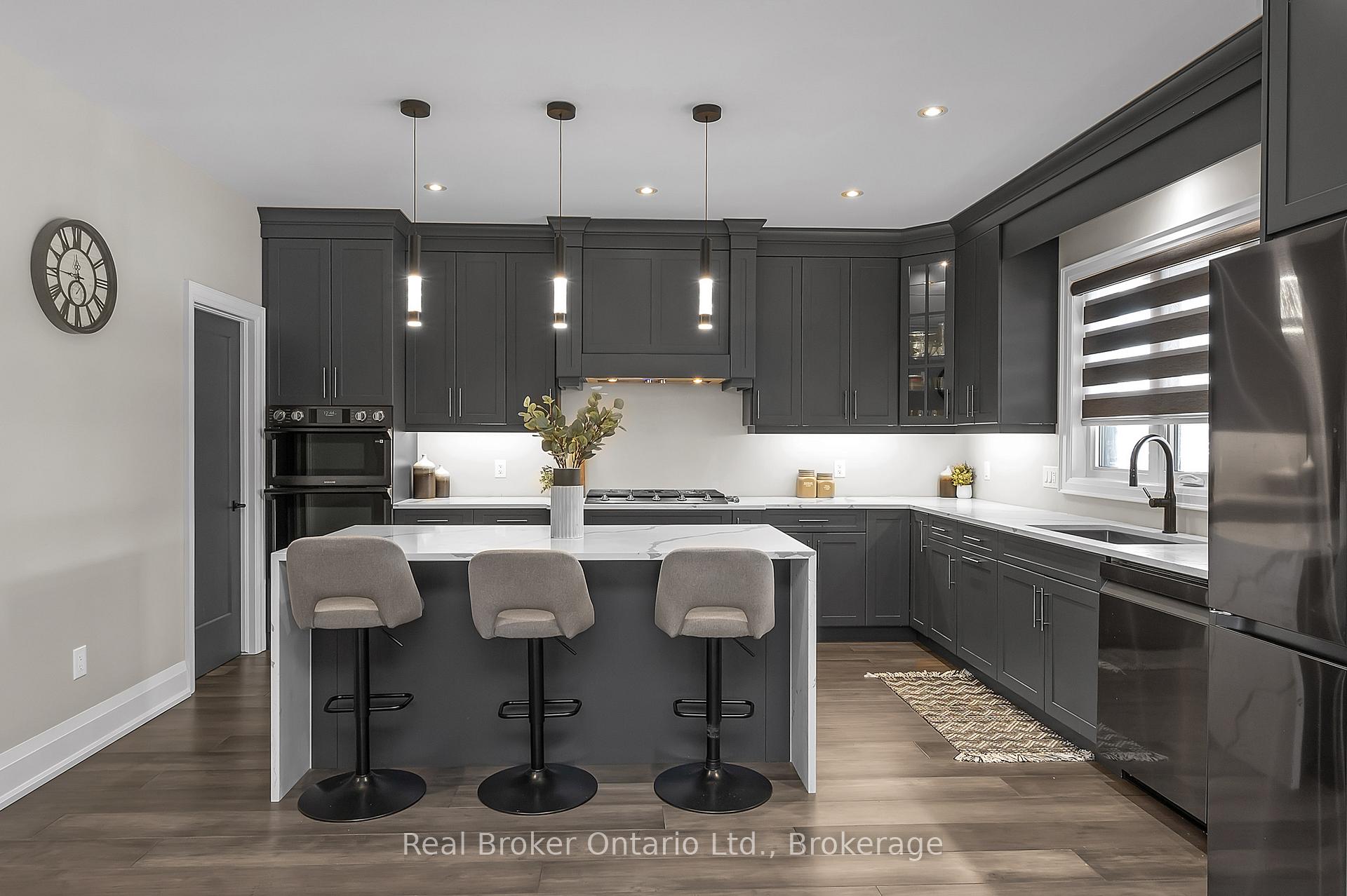 Photo 12 of 148 Susan Drive, Pelham, Fonthill — HOMEH