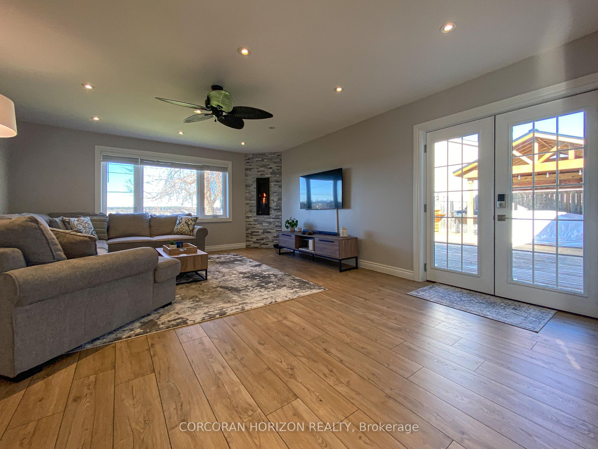 Photo 17 of 10 Essa Road, New Tecumseth, Alliston — HOMEH