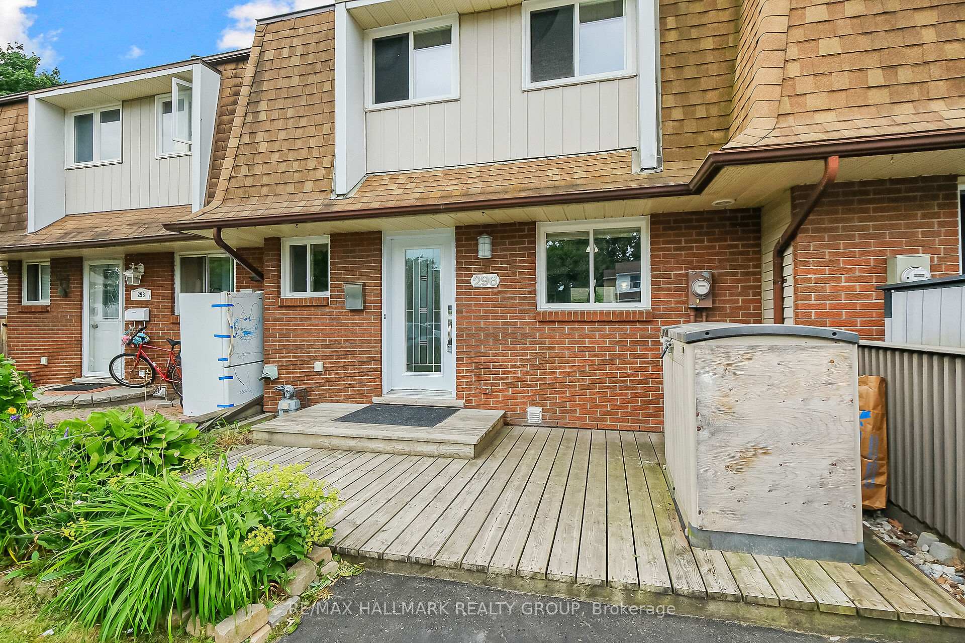 Photo 5 of 296 Pintail Terrace, Ottawa, Chatelaine Village — HOMEH