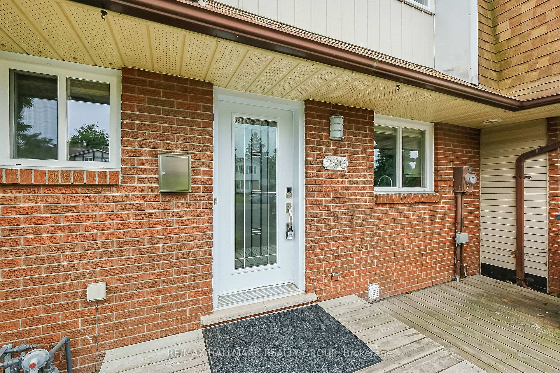 Photo 6 of 296 Pintail Terrace, Ottawa, Chatelaine Village — HOMEH